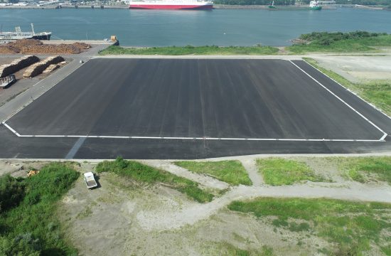 宮崎港東地区　埠頭用地舗装工事 （その3）